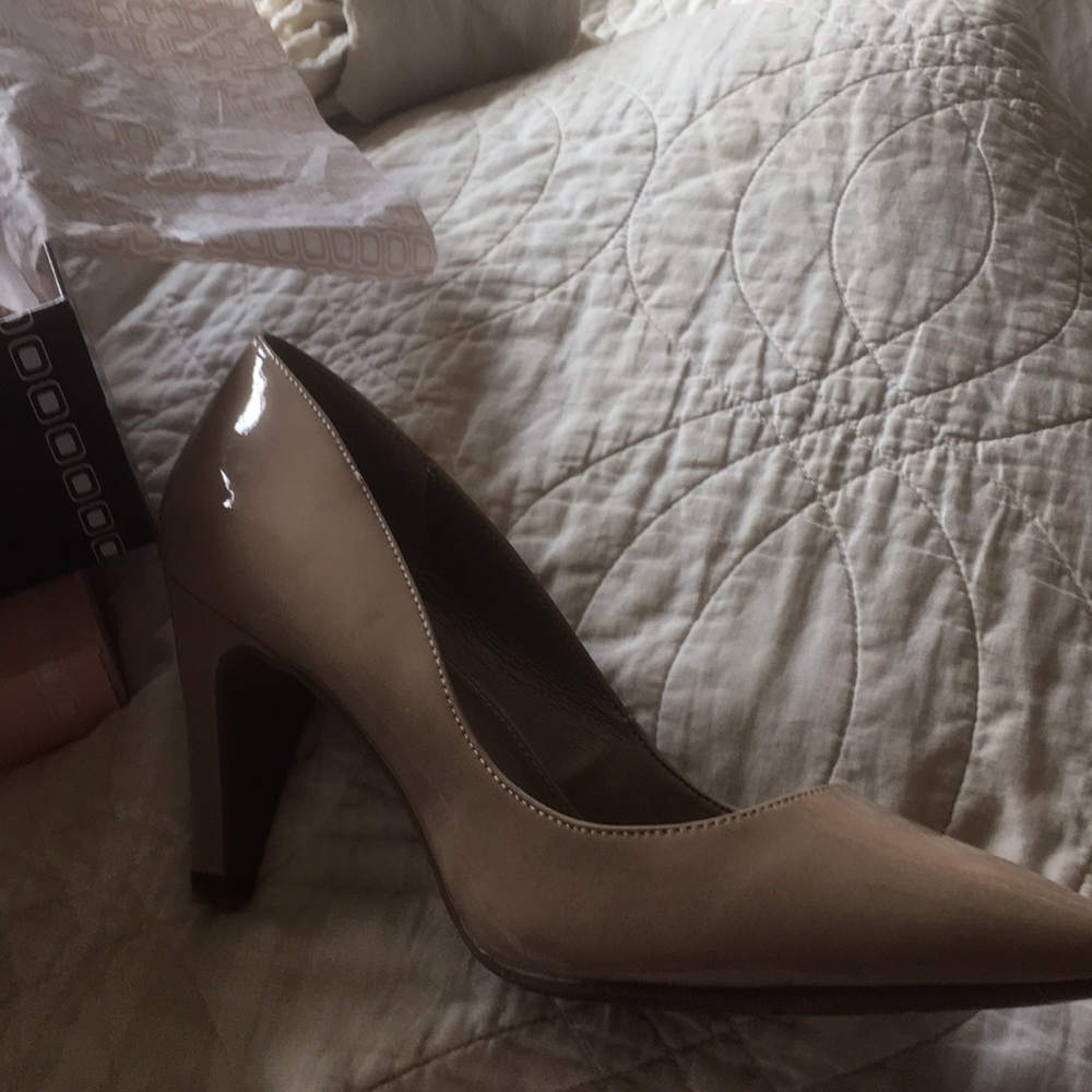 Shoes - Picture 2 of 2